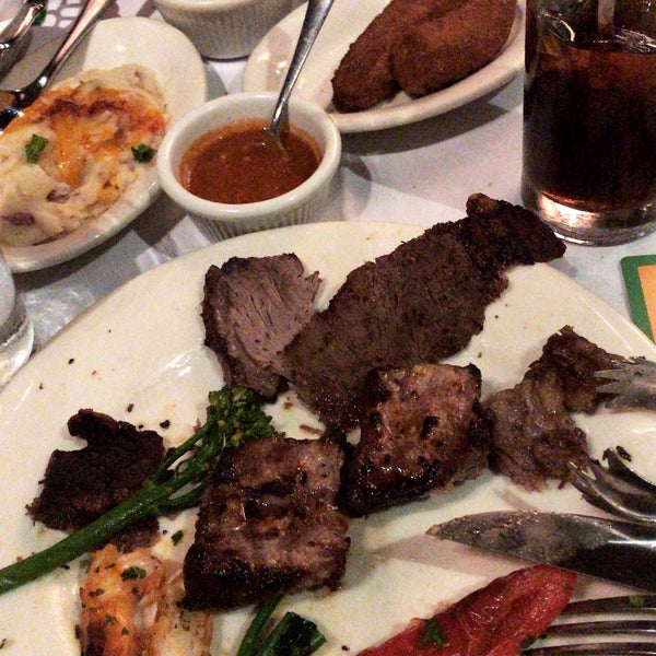 7/25/2018 tarihinde M O.ziyaretçi tarafından Chama Gaúcha Brazilian Steakhouse - Houston'de çekilen fotoğraf