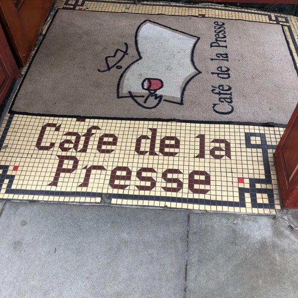 Снимок сделан в Café de la Presse пользователем Matt L. 5/27/2019
