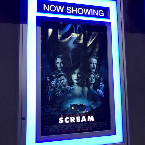 Photos at Cobb Theater Tyrone 10 Movie Theater in Saint Petersburg