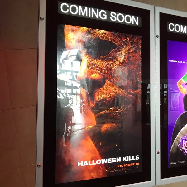 Photos at Cobb Theater Tyrone 10 Movie Theater in Saint Petersburg