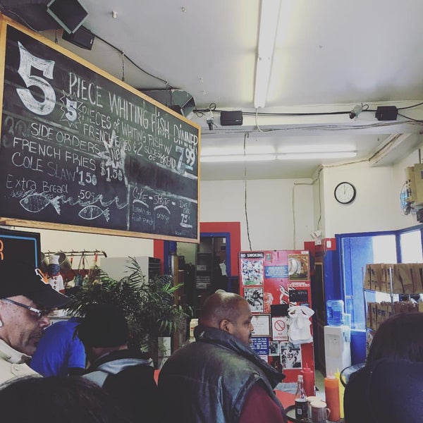 Alabama Fish Bar Seafood Restaurant in Cincinnati