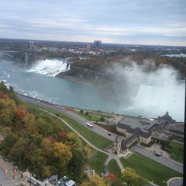 Photo taken at Fallsview Tower Hotel by Crabiorc R. on 10/13/2014