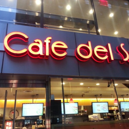 Foto tirada no(a) Cafe Del Sol por Mr. E. em 1/25/2013