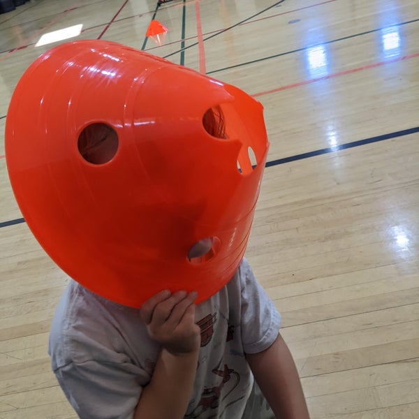 Round Table Pizza 815 1st St