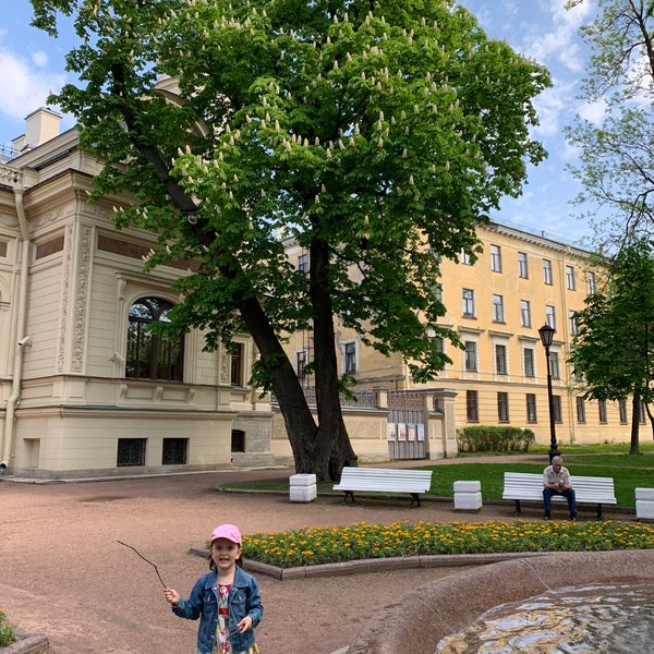 Алексеевский сад в санкт петербурге