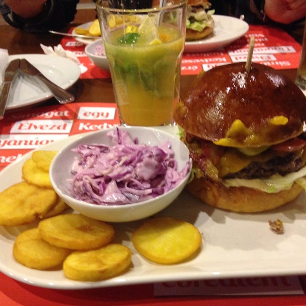 Photo taken at Burger Bisztró by Viktor V. on 9/14/2014