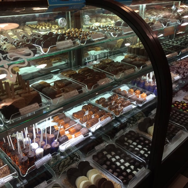 7/31/2014에 Roswell E.님이 Kilwins Chocolates &amp; Ice Cream에서 찍은 사진