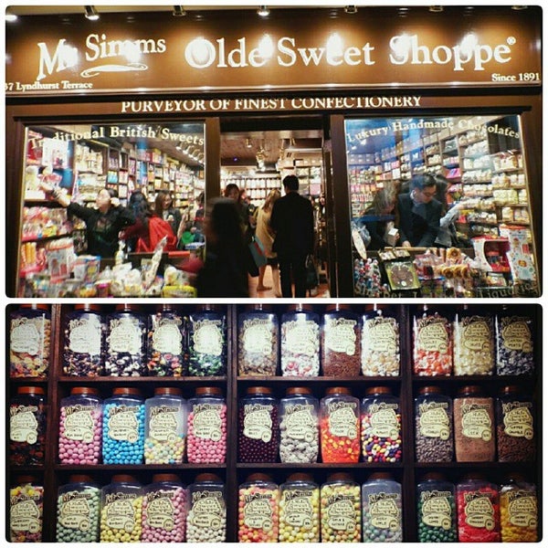 3/6/2015 tarihinde Hitomi S.ziyaretçi tarafından Mr Simms Olde Sweet Shoppe'de çekilen fotoğraf