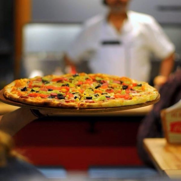 4/23/2015에 Aysenur C.님이 Pizza Shot에서 찍은 사진