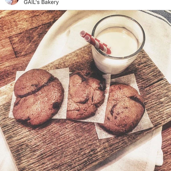Cookies and milk 🍼