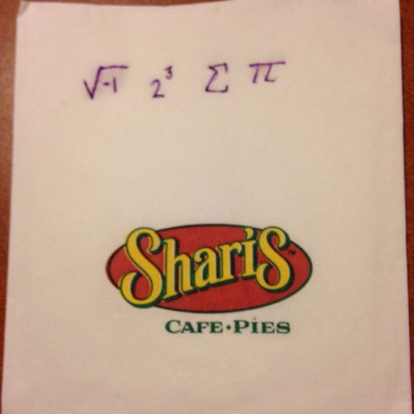 3/15/2014にEmily T.がShari&#39;s Cafe and Piesで撮った写真