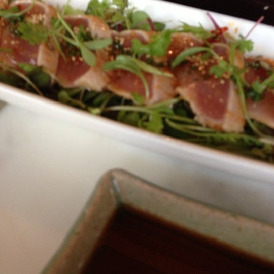 11/8/2012 tarihinde Andrew G.ziyaretçi tarafından Sushi E'de çekilen fotoğraf