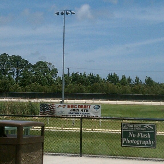 Photo taken at Daytona Beach Kennel Club and Poker Room by Rhonda A. on 7/4/2013