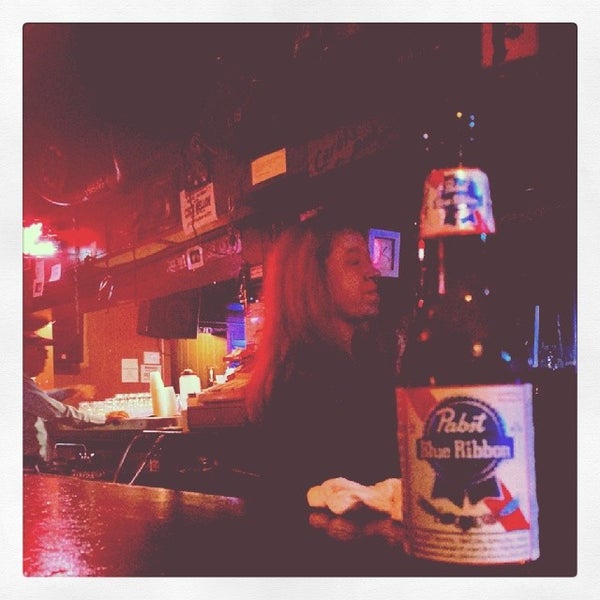 3/28/2014 tarihinde Brad G.ziyaretçi tarafından Carol&#39;s Pub'de çekilen fotoğraf