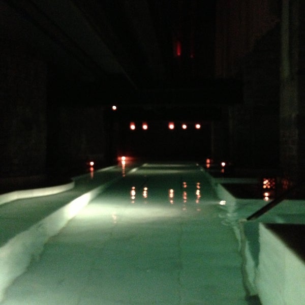 4/12/2013にElaine S.がAire Ancient Bathsで撮った写真