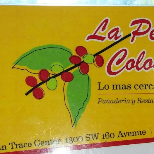 11/2/2014에 XJanette X.님이 La Pequeña Colombia Bakery &amp; Restaurant에서 찍은 사진