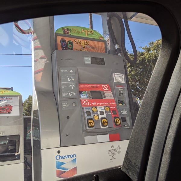 Oasis Express Car Wash & Leavesley Chevron Gas Fuel Station in Gilroy