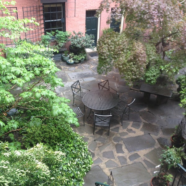 5/9/2013 tarihinde To A.ziyaretçi tarafından Courtyard by Marriott New York Manhattan/SoHo'de çekilen fotoğraf