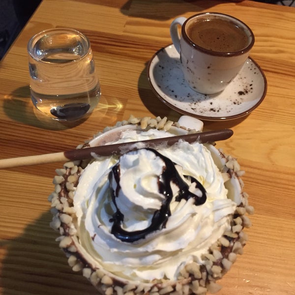 12/3/2018 tarihinde Fatma Zehra Ö.ziyaretçi tarafından İda Coffee'de çekilen fotoğraf