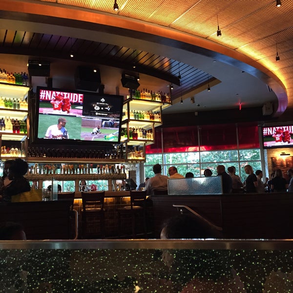 Photo taken at BJ&#39;s Restaurant &amp; Brewhouse by Craig F. on 8/12/2015