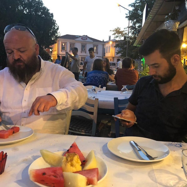 7/28/2019에 EFENDY B.님이 Şef Mehmet&#39;in Balıkevi에서 찍은 사진