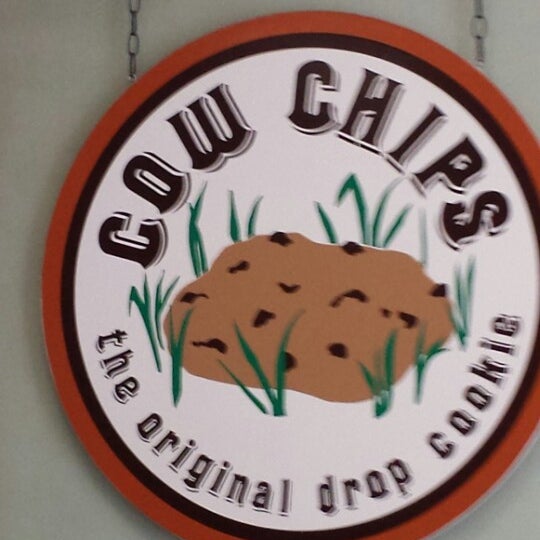 Photo taken at Cow Chip Cookies by Ladymay on 8/10/2013