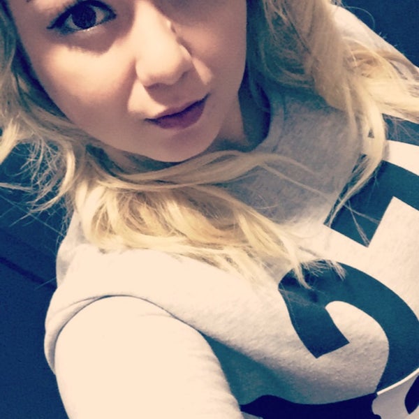 Emilyispro Fakes Cancer