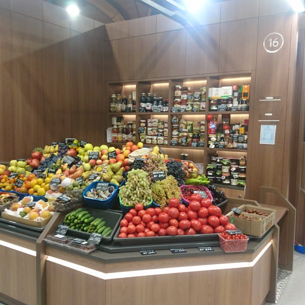 Какие свои товары везут в Россию армяне. Посетила магазин продуктов из Армении,