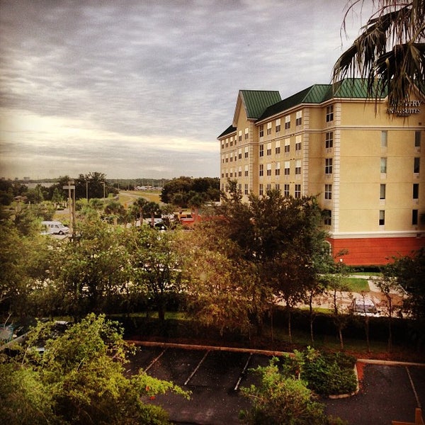 Photo taken at La Quinta Inn &amp; Suites Orlando Airport North by Stephanie P. on 8/16/2013