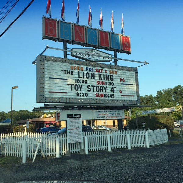 Photo taken at Bengies Drive-in Theatre by *pauline* on 8/4/2019