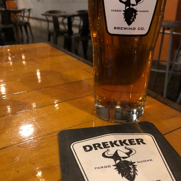 Снимок сделан в Drekker Brewing Company пользователем Cory S. 10/20/2018