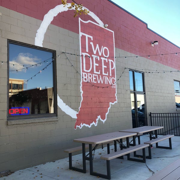 Foto scattata a TwoDEEP Brewing Co. da Cory S. il 10/28/2018
