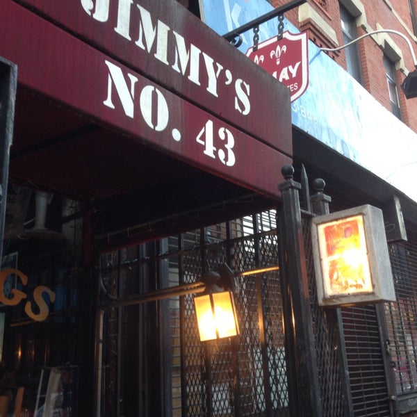 Photo taken at Jimmy&#39;s No. 43 by Al A. on 7/5/2013