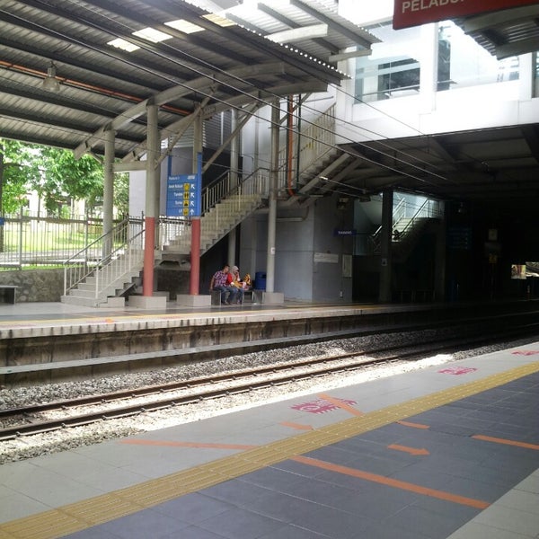 Photos At Ktm Line Bank Negara Station Ka03 52 Tips