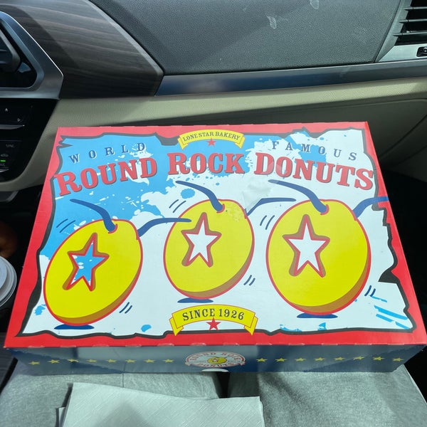 This local institution has crazy lines but they move really fast and efficiently.  The yeast and cake donuts are both great.  Loved the maple glaze.  Different type of dough in both….something unique