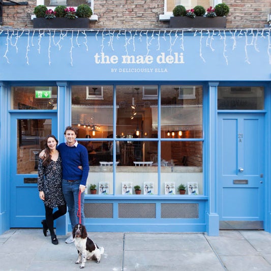 Photo taken at The Mae Deli by Deliciously Ella by The Mae Deli by Deliciously Ella on 5/5/2016