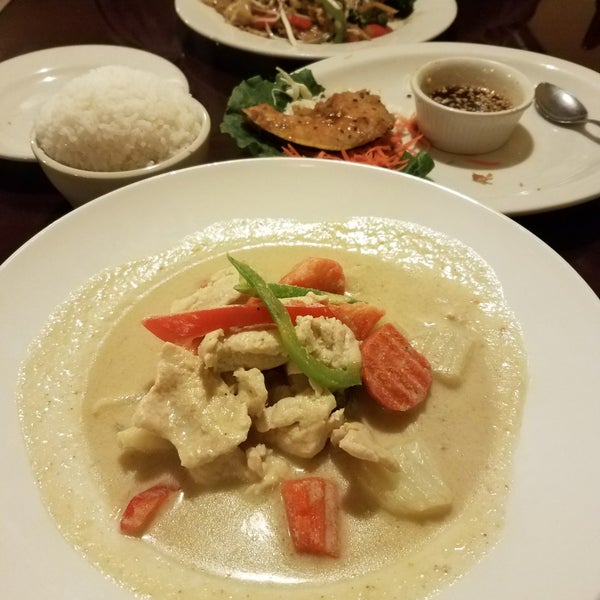 Chao Pra Ya Thai Restaurant In Eugene