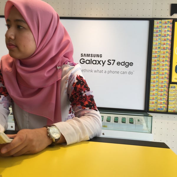 Digi Center Electronics Store In Kuala Terengganu