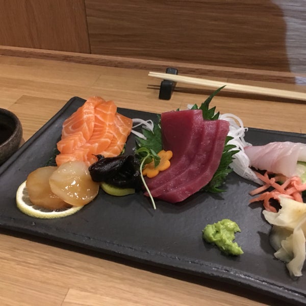 Sushi, nigiri, and a good choice of Japanese malt whisky