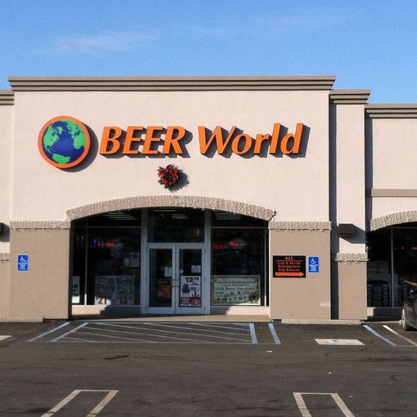Photo taken at Beer World by Beer World on 5/5/2016