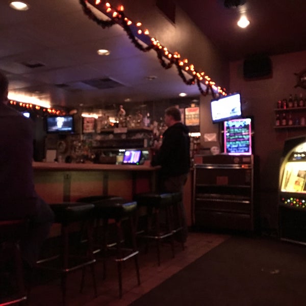 Absolutely a dive bar. Drinks are stiff. If you're feeling divey definitely go for it.
