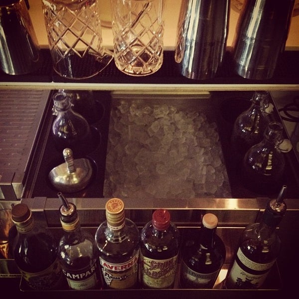 12/12/2013에 Jeffrey M.님이 LUXE Modern Wine &amp; Cocktails에서 찍은 사진