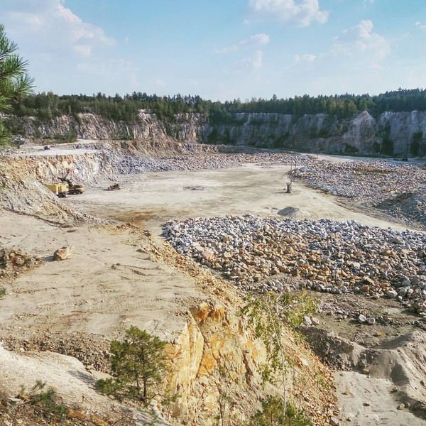 Новогородецкие карьеры. Карьер высокий. Парк карьер. Карьер высокий. Карьер высокий.