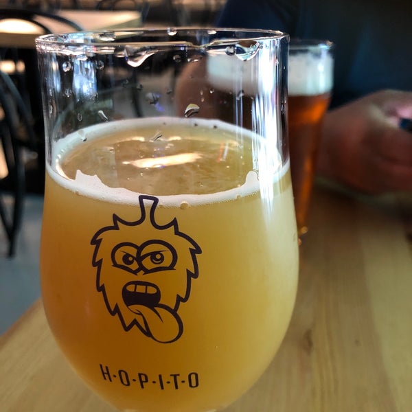 Photo taken at Hopito Craft Beer &amp; Pizza by Wiesław R. on 8/1/2021