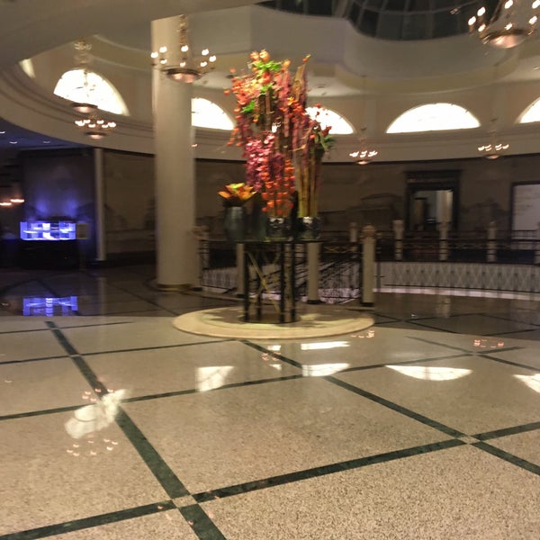 Photo taken at Marriott Grand by Sasha L. on 9/27/2019