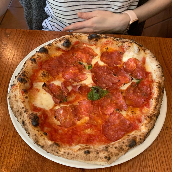 Foto scattata a Spacca Napoli Pizzeria da Sobe S. il 5/14/2019