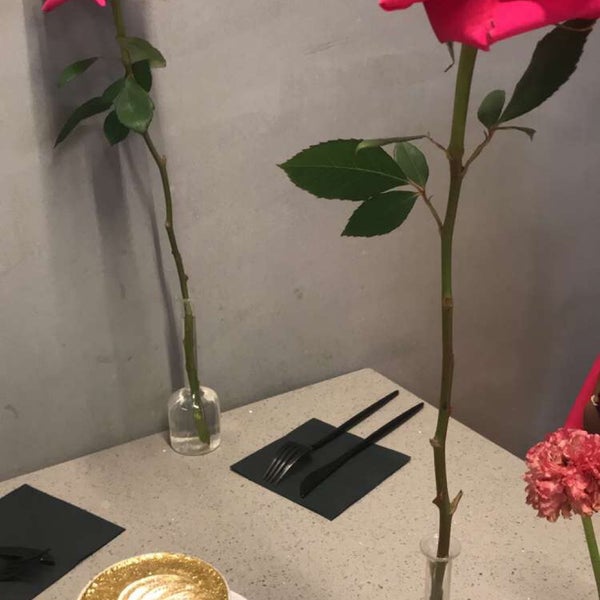 6/17/2019にRAがLROOM CAFEで撮った写真