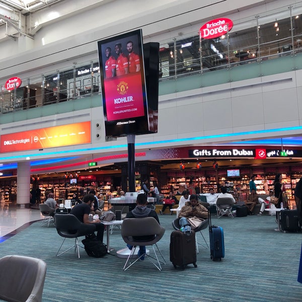 Foto tomada en Aeropuerto Internacional de Dubái (DXB)  por Diar M. el 3/21/2019