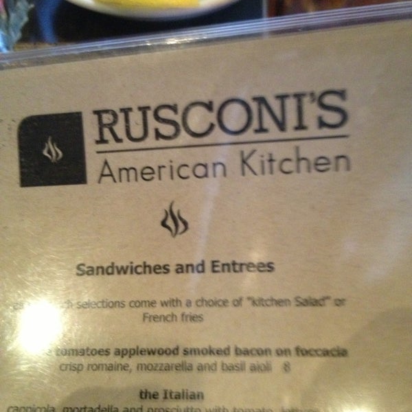 Foto tirada no(a) Rusconi&#39;s American Kitchen por Soloman D. em 2/10/2013