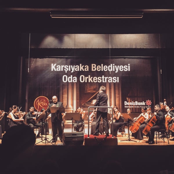 Photo taken at Hikmet Şimşek Sanat Merkezi by Umit on 4/30/2018